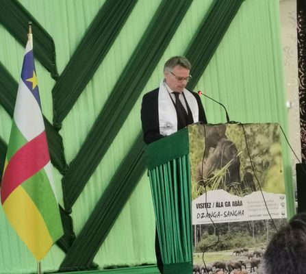 HIOH Director Fabian Leendertz during his speech 