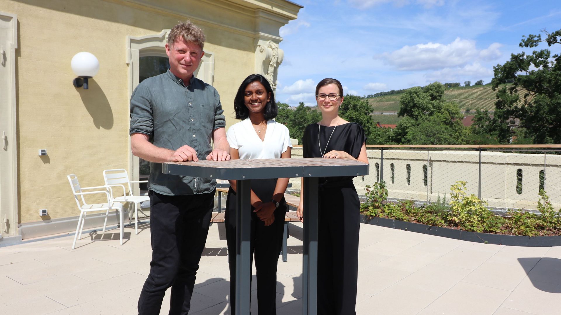 Picture of Jochen Bodem, Rinu Sivarajan and Maria Steinke. Photo: Bernadette Ganz